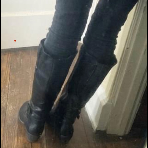 Black Knee-High Buckle Boots - Size 7 - Picture 4 of 4